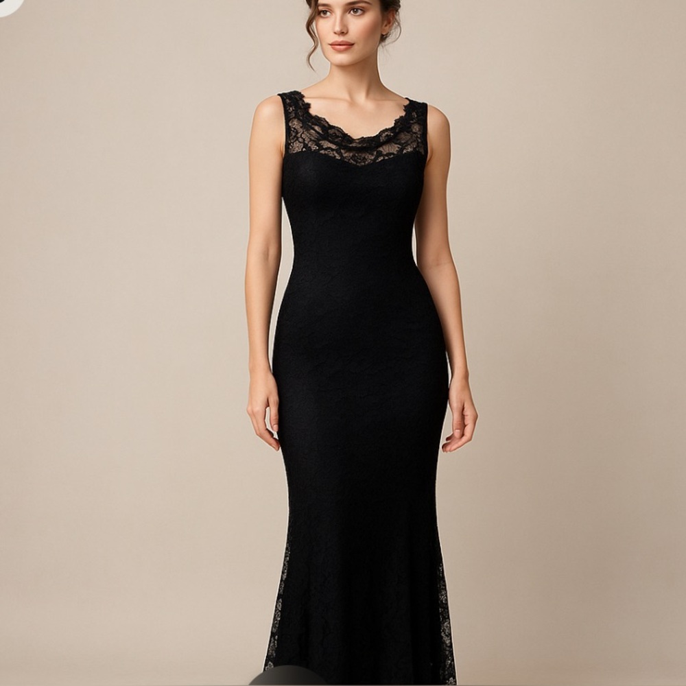 Elegant Black Lace Evening Gown